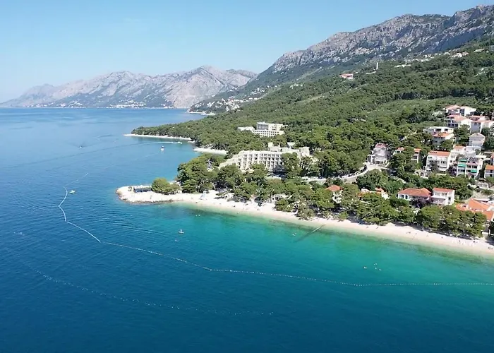 Aurora Beachfront Luxury Rooms&Suites