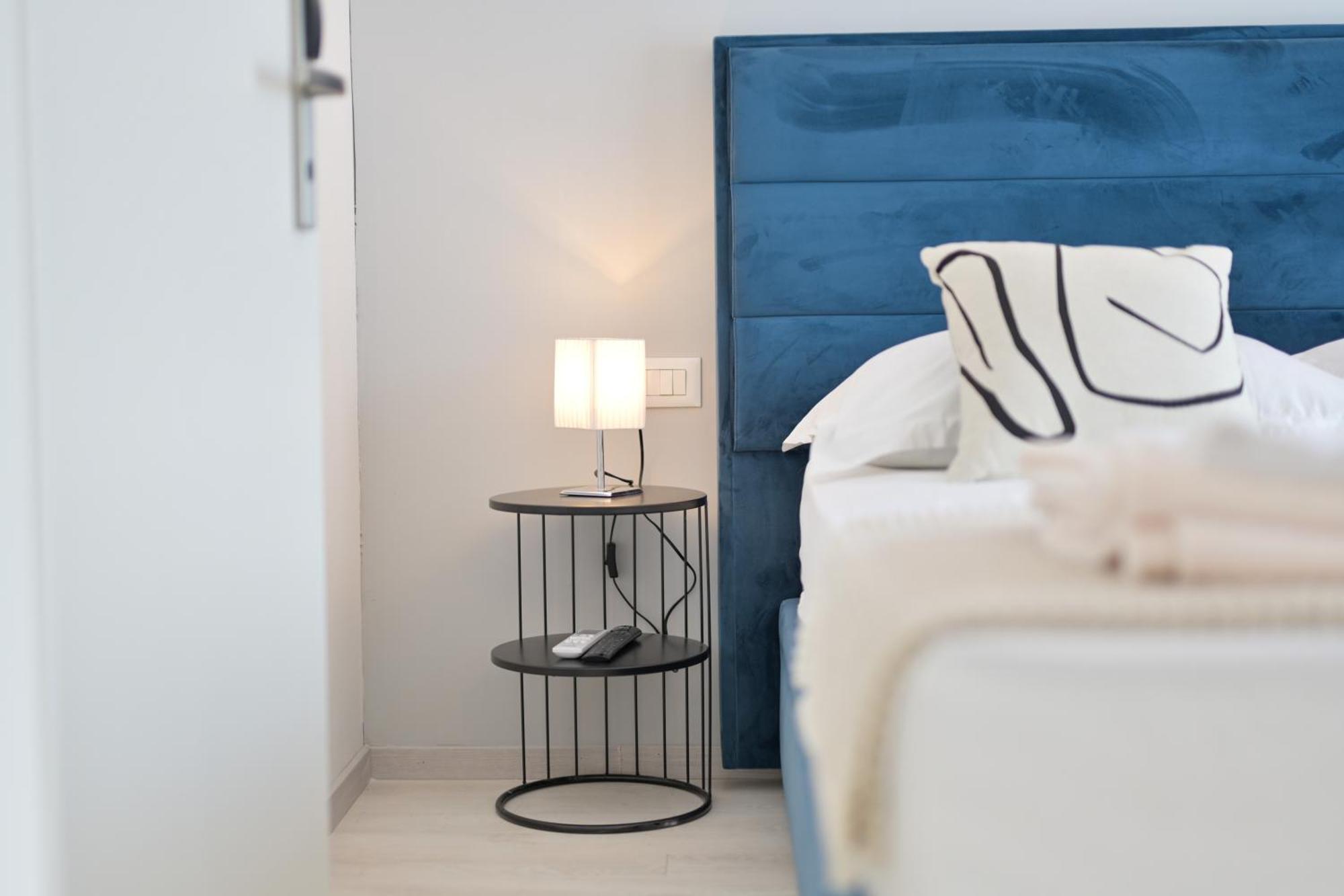 Aurora Beachfront Luxury Rooms&suites 4*